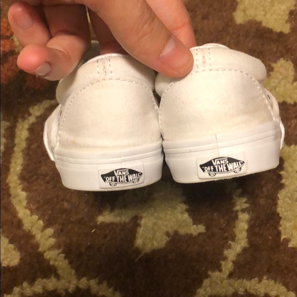 Vans - Picture 4 of 5